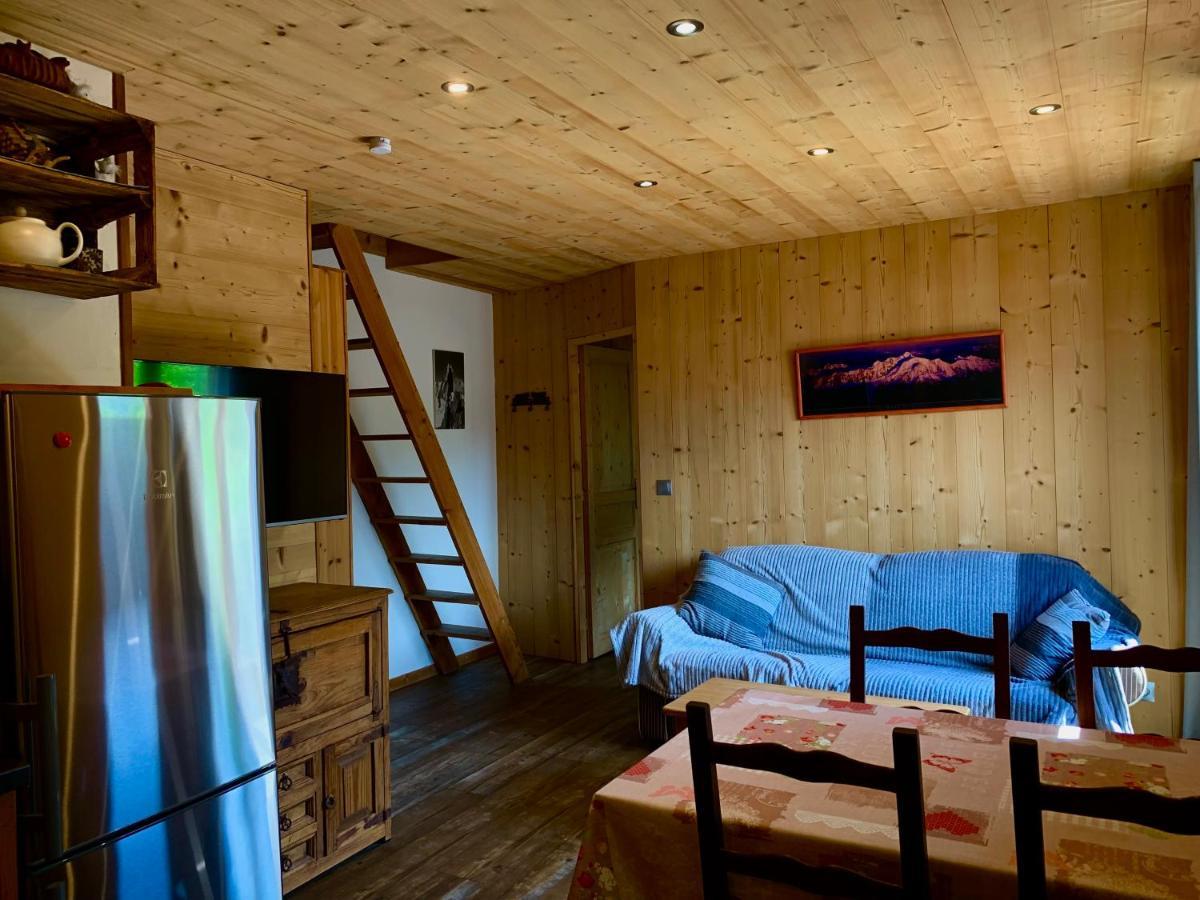 Appartement Avec Jacuzzi Dans Chalet Prive, Grande Terrasse, Parking Gratuit レ・ズッシュ エクステリア 写真